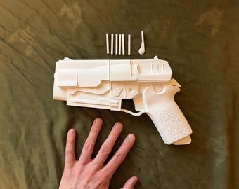 Fallout 4 10mm for Cosplay and Decoration - 3D Printed Kit, inspired by the PC game and series - New Vegas Lucy - Made in Germany