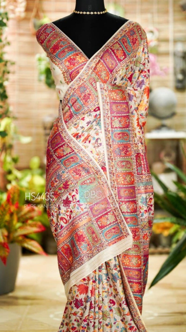 Kani Pattern Kashmiri Kani Silk Saree: Meenakari Weaving, White Body, Maple Leaf ...