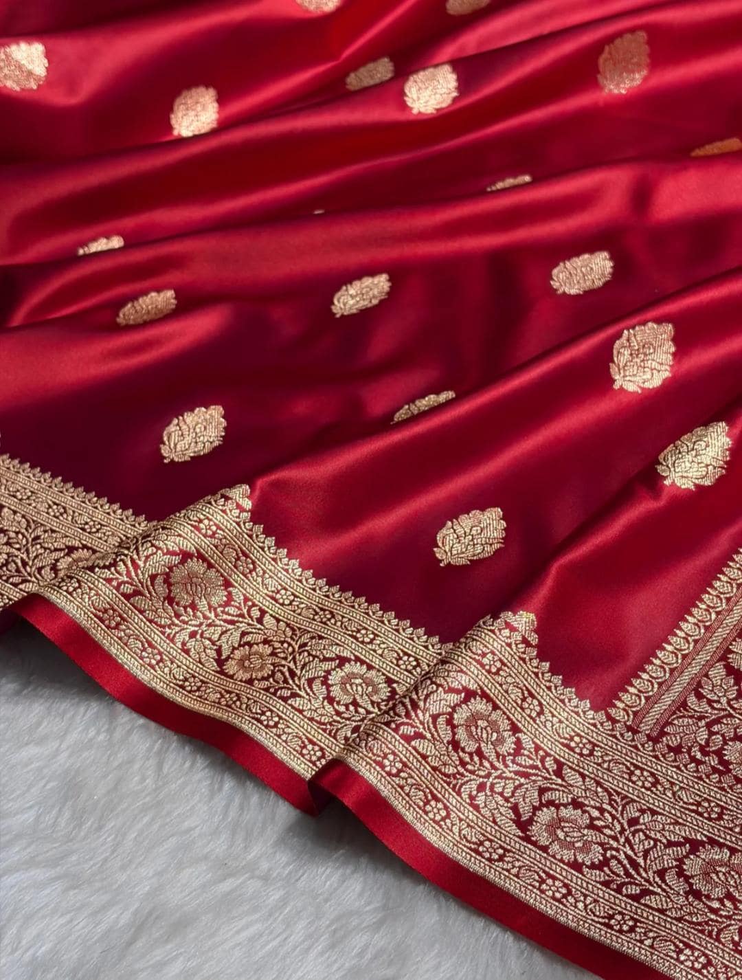 Maroon Katan Silk Saree: Booti Pattern, Intricate Weaving on Border ...