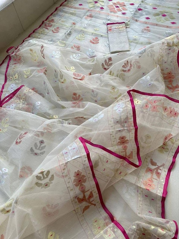 Handcrafted Muslin Jamdani Saree: Bengal Festive Wear, Pure Cotton