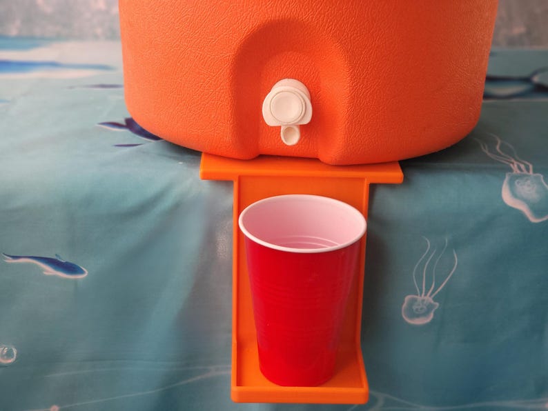 Beverage Drip Catcher Drink Dispenser Guard Liquid Spill Protector Party Accessory Station Container Solution Prevent Sticky Messes Floor Protection Design Easy Cleanup Helper Event Planning Essential Catering Supply Tool Six Inch Size Four