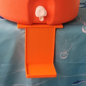 Sticky Mess Prevention Beverage Drip Catcher Drink Dispenser Guard Liquid Spill Protector Floor Protection Solution Party Accessory Station Event Planning Essential Three D Printed Design PLA Material Construction Six Inch Size Four Inch