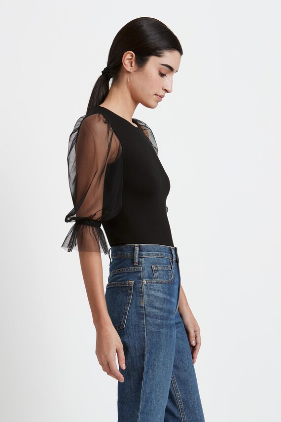 mesh puff top