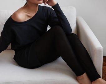 Aakasha 国内発送【オリジナルロングレギンス サイドレザー】 現在、この商品の在庫はありません - Etsy