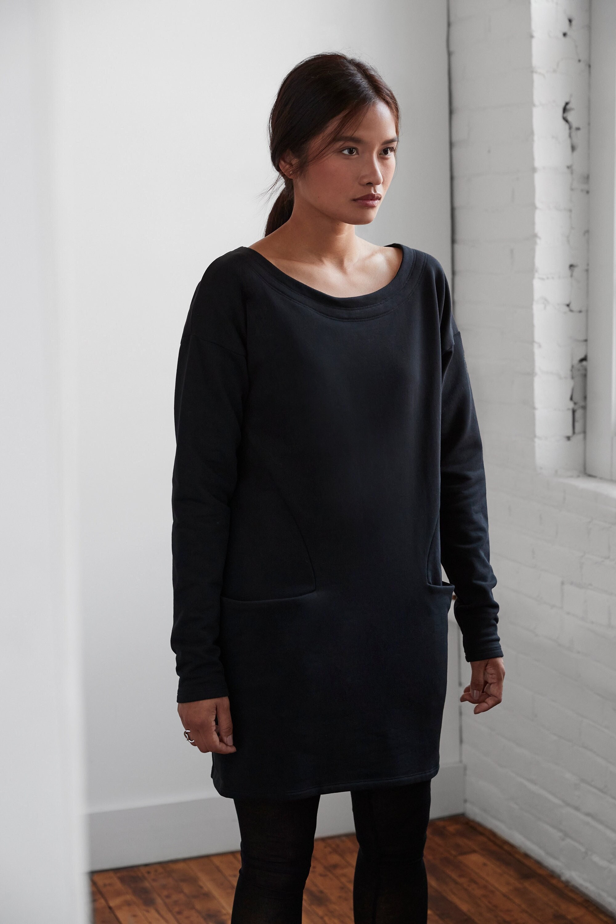 black tunic sweatshirt