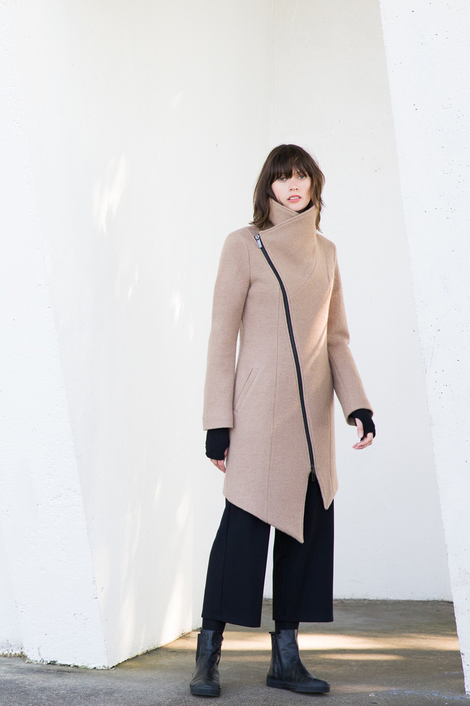 Sculptural Lining Asymmetrical Parka - Women - Ready-to-Wear