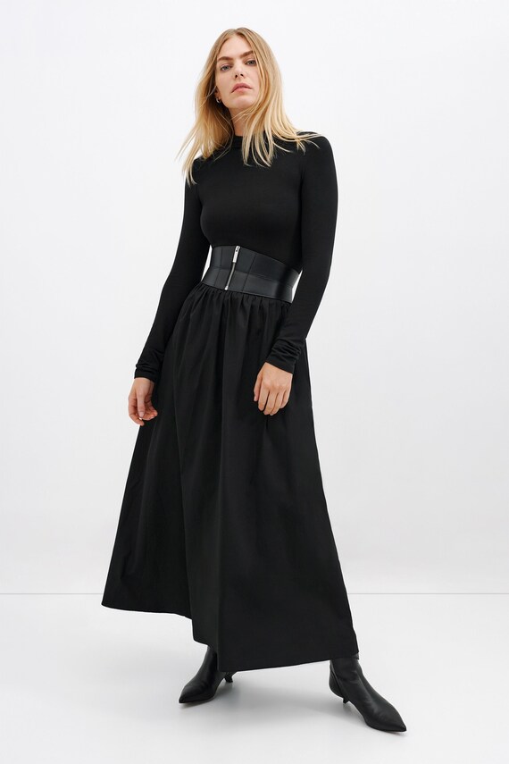 Robe noire a col cheminee Robe a manches longues Robe longue avec manches Robe avec jupe evasee Robe decontractee Robe Fillmore Marcella MD2094 Etsy France