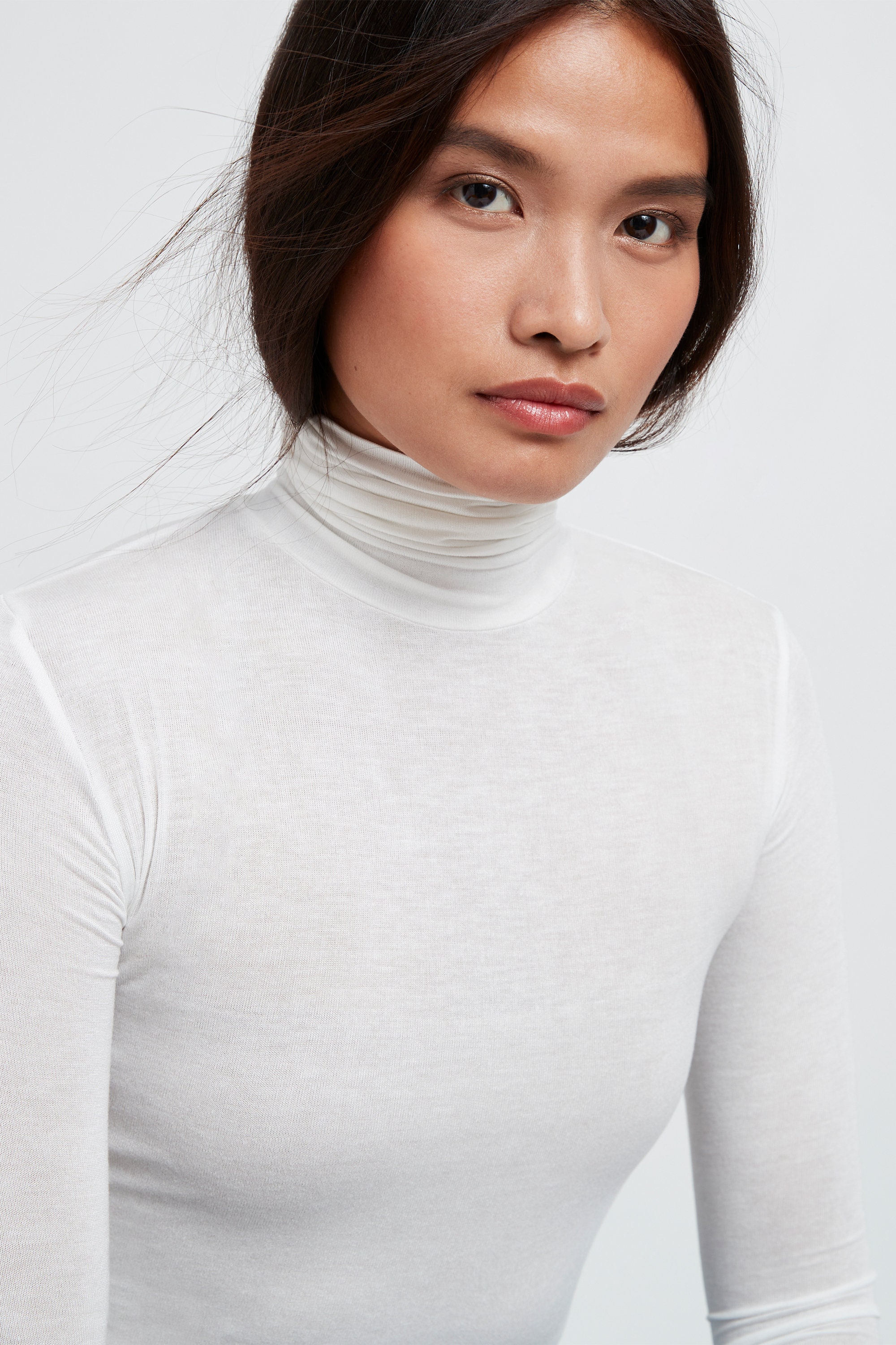 Jess Long-Sleeve Turtleneck Top - Light Grey Heather