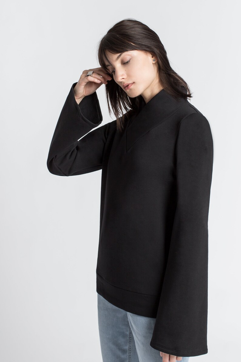 Wide Sleeved Sweatshirt Indie Sweatshirt Crossed Collar Blouse MB1379 Long Sleeved Top Marcella V-Neck Casual Top