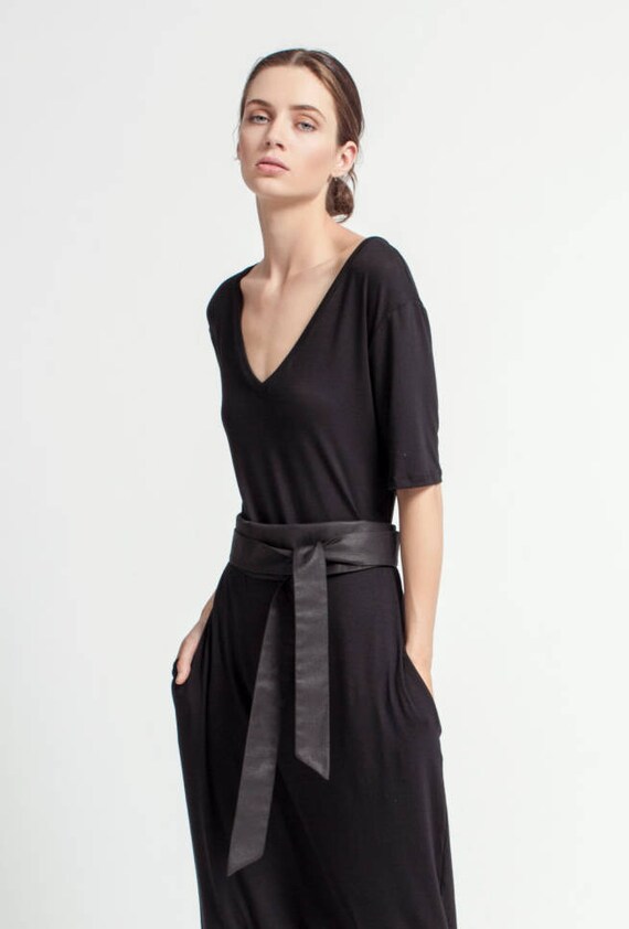 black waist sash