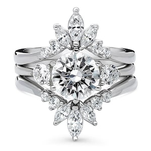 Anel de três pedras com faixa Chevron, conjunto de anéis de noivado com diamantes moissanite, corte redondo e marquise, conjunto de anéis trio em ouro branco, conjunto de alianças de casamento