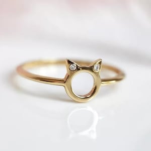 Delicate Kitty Cat Ring, Flush Set Round Moissanite Diamond Cat Face Ring For Her, 14K Gold Minimalist Animal Ring, Wedding Proposal Ring