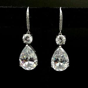Teardrop Lever Back Earring, 10K Gold Wedding Bridal Earring, Pear & Round Moissanite Diamond Drop Dangle Earring, Anniversary Gift For Wife