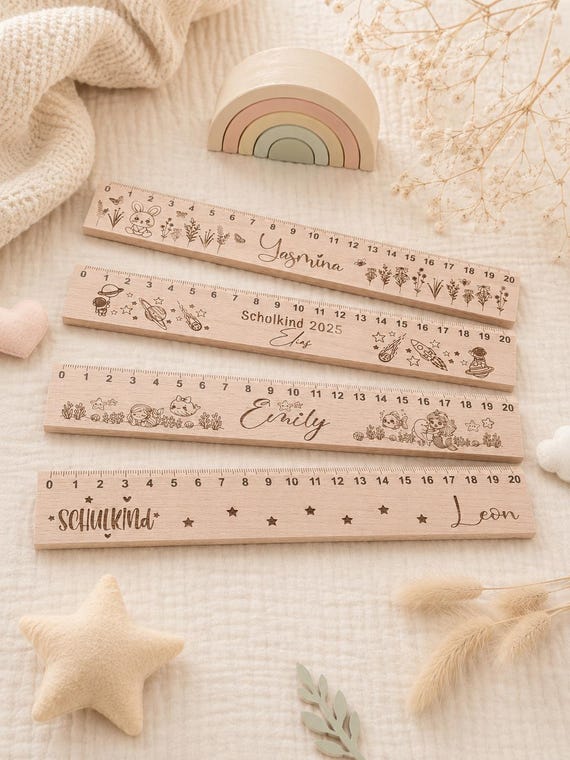 Lineal personalisiert Kinder Schule Einschulung Geschenk Schuljahr Klasse Schulbedarf Buchenholz Lernen Unterricht Name 20cm