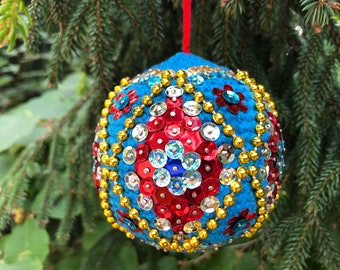 Small Christmas Tree Ball Ornament Decorated With Sequins Gift Christmas Tree Decoration