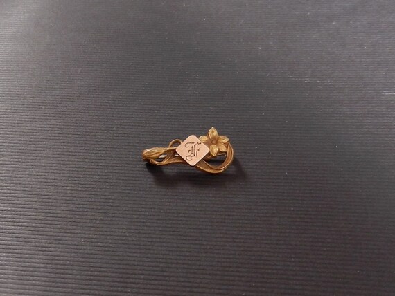 F initial delicate vintage monogram pin with flow… - image 2