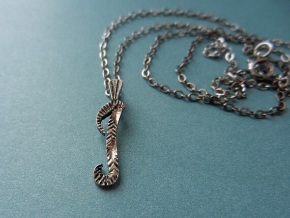 Vintage silver I initial pendant - image 2