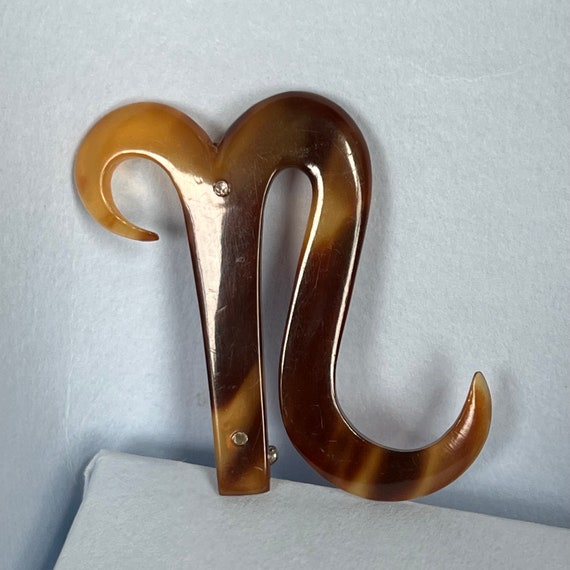 Vintage N initial pin in faux tortoiseshell - image 4
