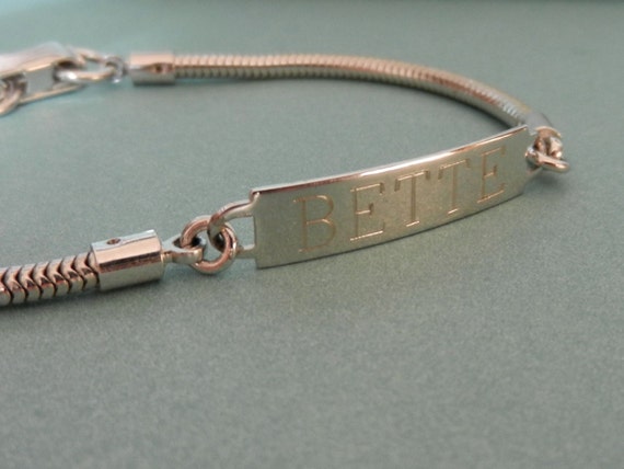 Vintage engraved Bette ID name bracelet - image 1