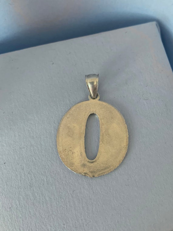 Initial O pendant monogram charm - image 2