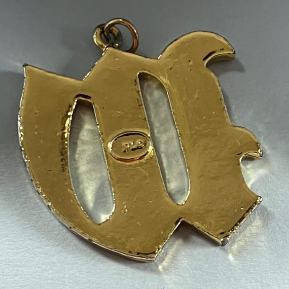 Oversize W initial statement pendant - image 6