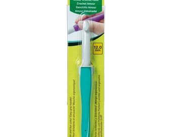 Clover Amour Crochet Hook 12mm Part No. 1058