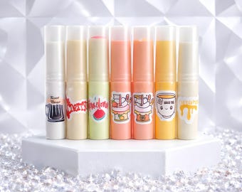 Lip Glam Flavored : Hydrating, Plumping(due to moisturizing ingredients), Aloe Vera, Mango Butter