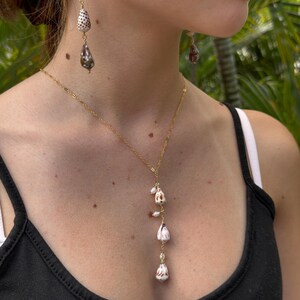 Hawaiian coneshells and pearls lariat necklace