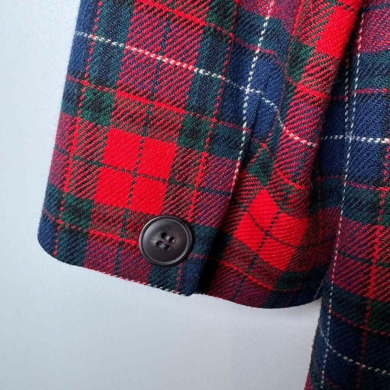Vintage Pendleton Wool Blazer: Red Navy Tartan Plaid, Size 16, Made in USA image 6