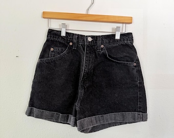 Vintage Levis Denim Shorts in Black