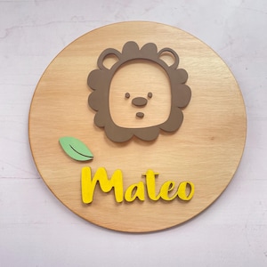 cartel personalizado con nombre modelo León