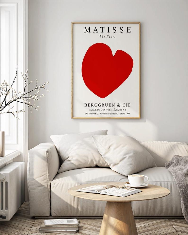 K&ouml;nnte beinhalten: Ein minimalistisches Poster mit einer roten Herzform und dem Text "MATISSE The Heart BERGGRUEN & CIE 70, RUE DE L'UNIVERSITE, PARIS-VII Da Vendredi 27 F&eacute;vrier au Samedi 28 Mars 1953"