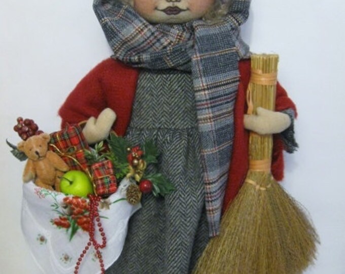 LA BEFANA DOLL . Italian La Befana the Good Witch Cloth Doll. Handmade