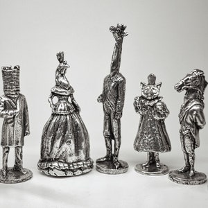 Silver Animal Kingdom Chess Set, Macassar & Maple Board