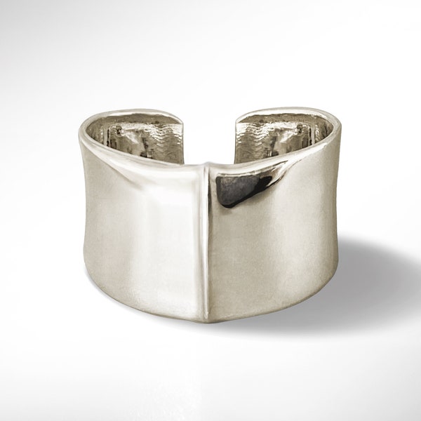 Minimalist Wishbone Ring