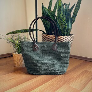 Papiergarntasche, Strohtasche, Basttasche, Häkeltasche, Henkeltasche, Sommertasche, Schultertasche, Badetasche