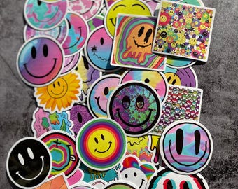 50 pegatinas de caras felices de colores, estilo psicodélico retro, para decorar portátiles, botellas de agua, álbumes de recortes y diarios.