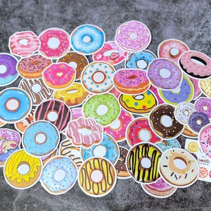 Paket med munkklistermärken | 50 st söta munkklistermärken i vinyl | Kawaii dessertklistermärken för kalender, anteckningsbok, laptop och scrapbooking