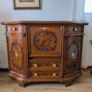 Luxury Italian Walnut Sideboard – Baroque Vintage Cabinet with Brass Handles, Carved Doors – Entryway Credenza Storage 1960s - Rare Find
