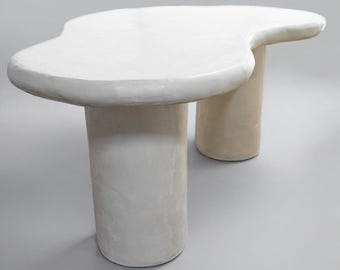 Jir Dining Table - Plaster table - organic shape