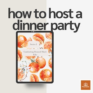 Pode incluir: Um tablet digital que exibe uma receita de costeletas curtas braseadas reconfortantes, parte de uma série chamada "Série 1". O fundo do tablet é um padrão de aquarela de fatias de laranja e flores brancas.