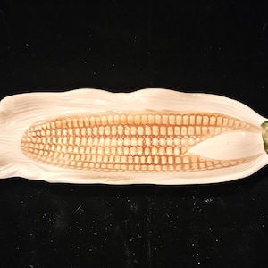 Vintage 1950s Set of Eight Ceramic Corn On The Cob Dishes