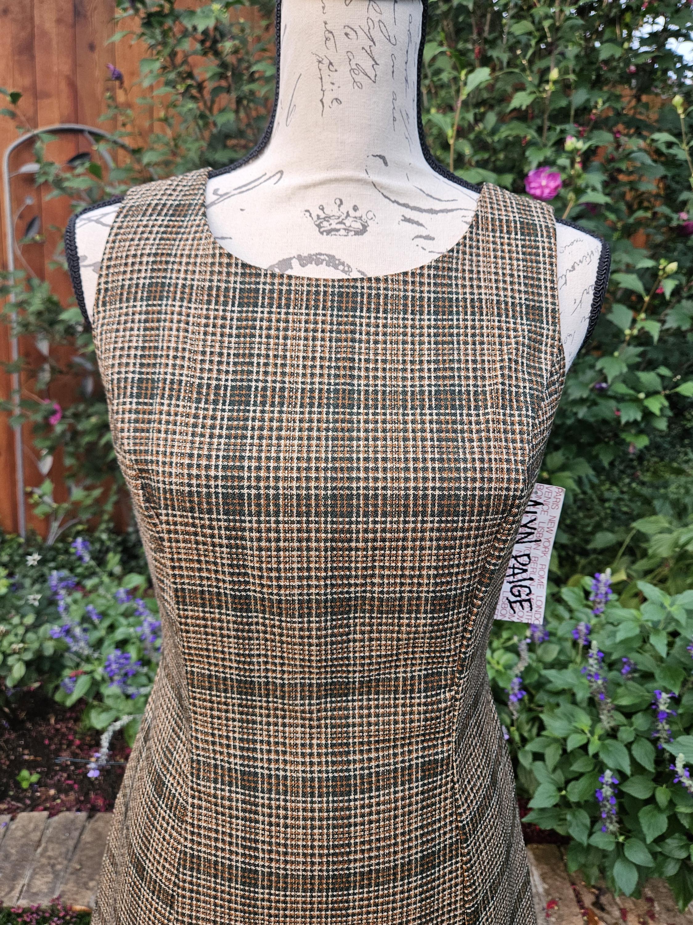 【人気商品】Classic Plaid Jumper Dress Authentic 1960s Plaid Jumper Dress / Vintage Yellow Plaid