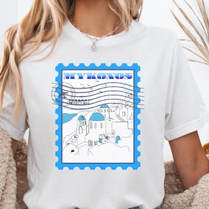 Maglietta con francobollo di Mykonos, Grecia – Maglietta con souvenir di viaggio dell'isola greca – Maglietta con illustrazione della cupola blu – Regalo per le vacanze estive