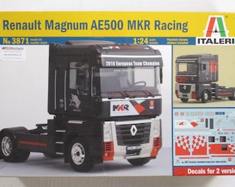 Italeri 1/24 Renault Magnum AE500 MKR Racing [3871]