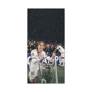 Canvas Print, Luka Modric Real Madrid Champions League, Soccer Fan Decor, Football Wall Art, Sports Poster Gift, Matte Print Stretched