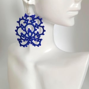 Earrings &quot;blue orchid&quot; in frivolite technic