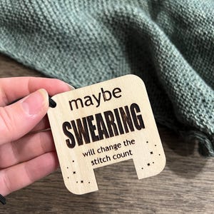 Reference Tool for Knitting and Crochet Wooden Wraps Per Inch Card