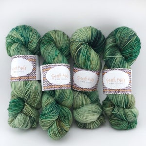 Hand Dyed Yarn “WOAH, NESSIE!” Green Brown Speckled Variegated Superwash Merino Fingering Sock Yarn, Ready to Ship 100g 437 yards