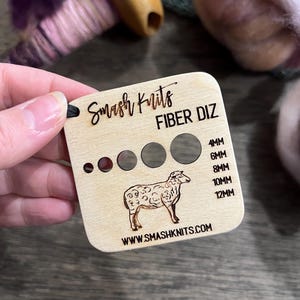 Reference Tool for Spinning - Wooden Fibre Diz Card